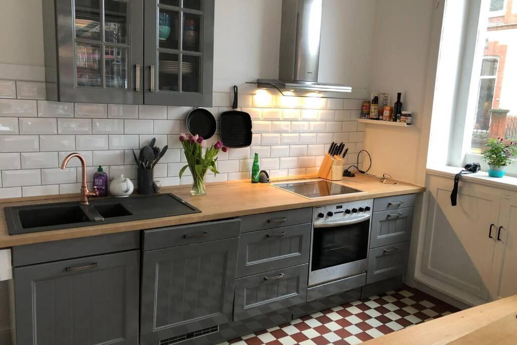 Grosszuegige 185M2-Altbauwohnung In Bestlage 7Zimmer-2Baeder-2Kuechen-2Wcs 汉堡 外观 照片